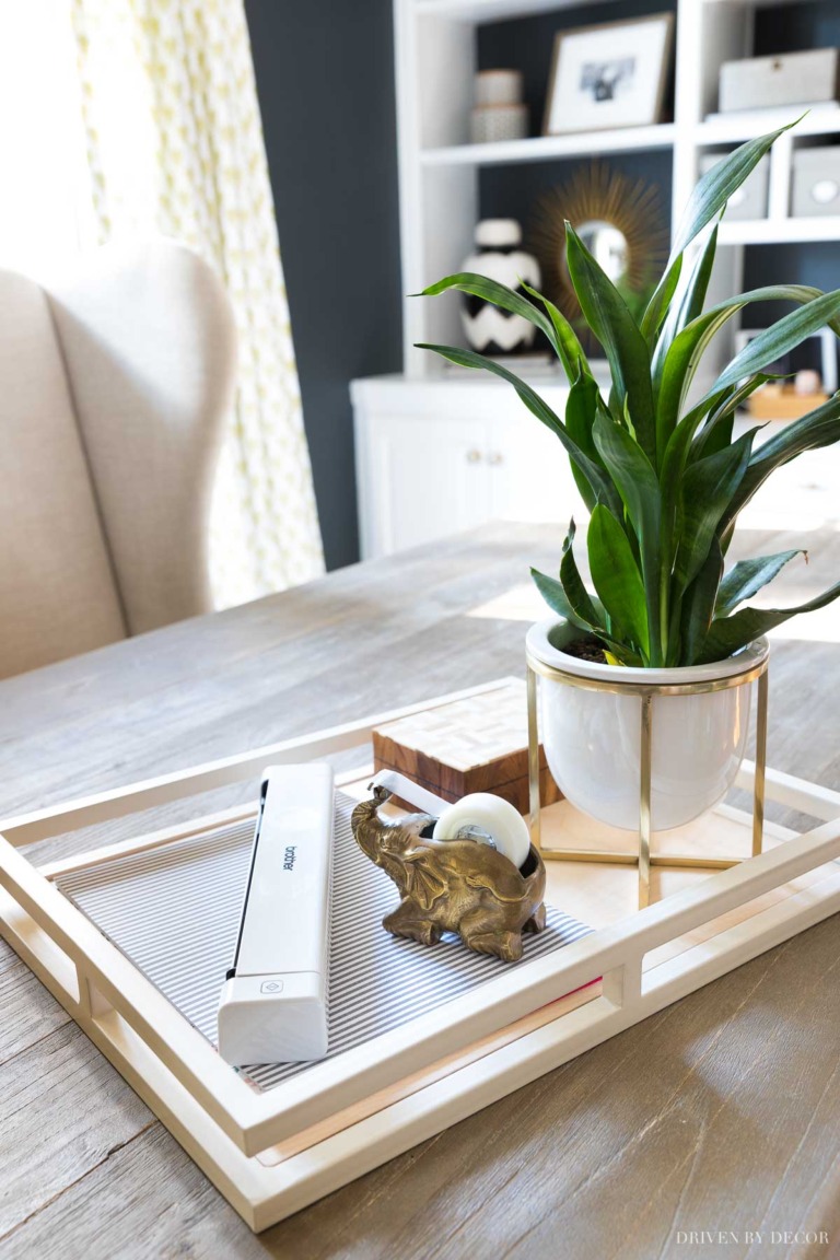 desk tray for guests